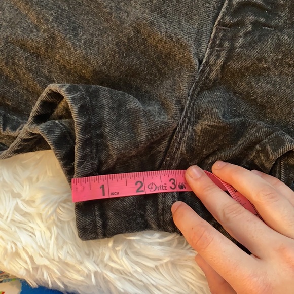 Vintage Black Mom Shorts 80s - Picture 7 of 9